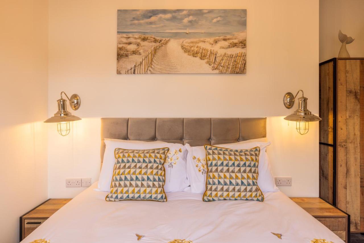 Willa Den Of Joy Humberston Fitties Sleeps 6,Hot Tub,Log Burner Cleethorpes Zewnętrze zdjęcie
