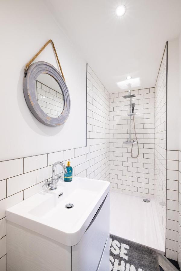 Willa Den Of Joy Humberston Fitties Sleeps 6,Hot Tub,Log Burner Cleethorpes Zewnętrze zdjęcie