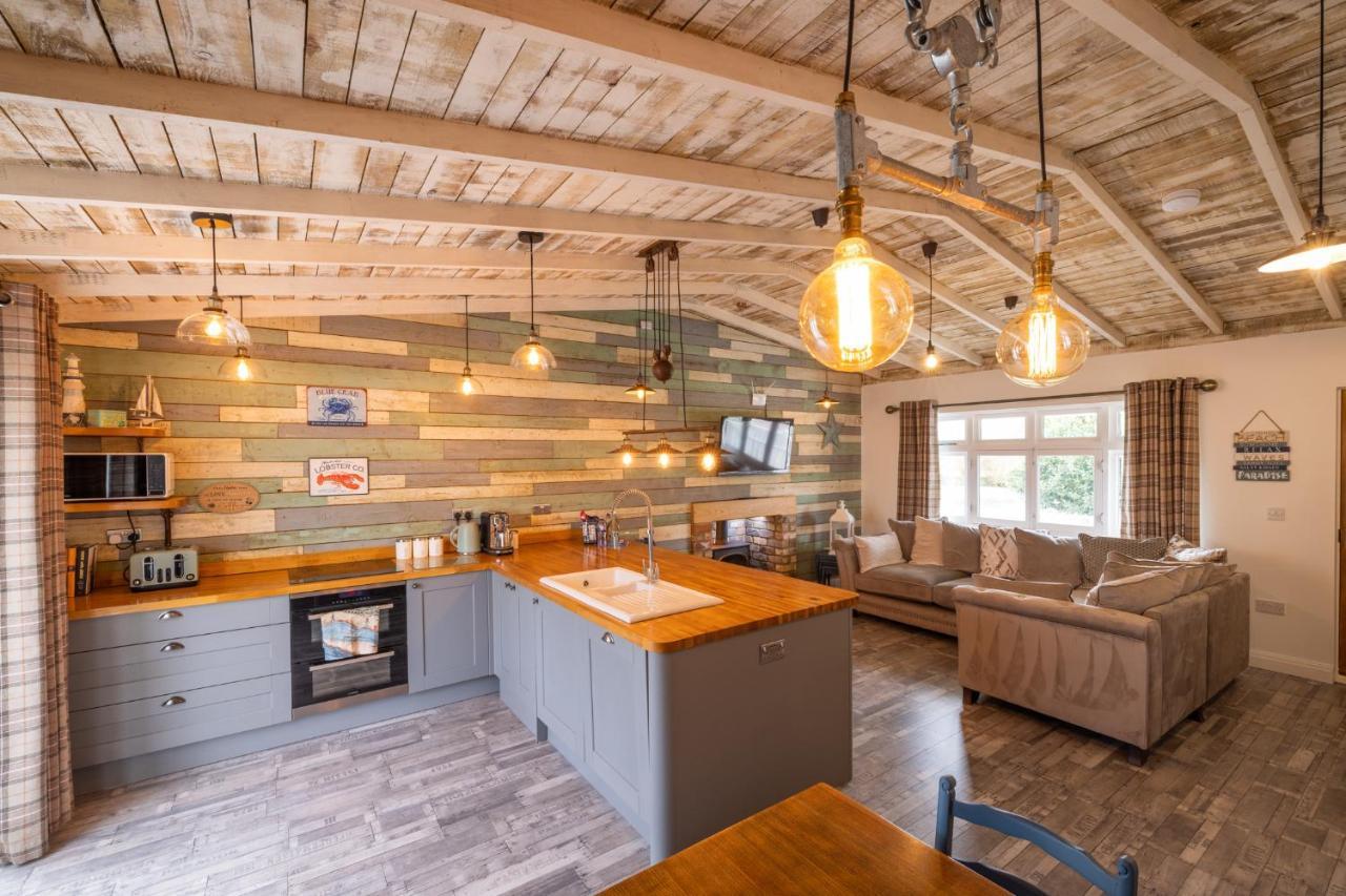 Willa Den Of Joy Humberston Fitties Sleeps 6,Hot Tub,Log Burner Cleethorpes Zewnętrze zdjęcie